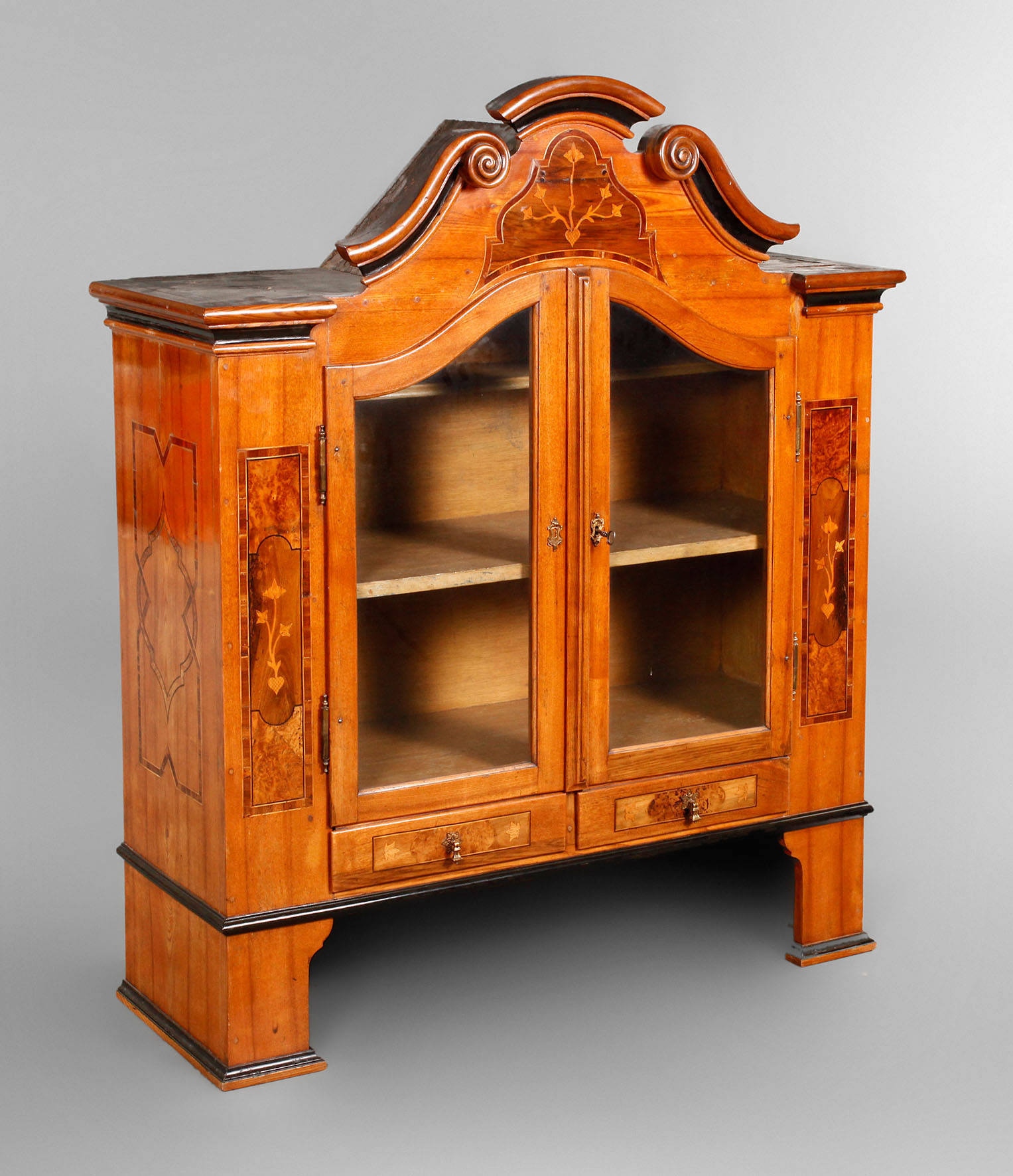 Kommodenaufsatz Barock