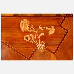 Intarsierter Barocktisch