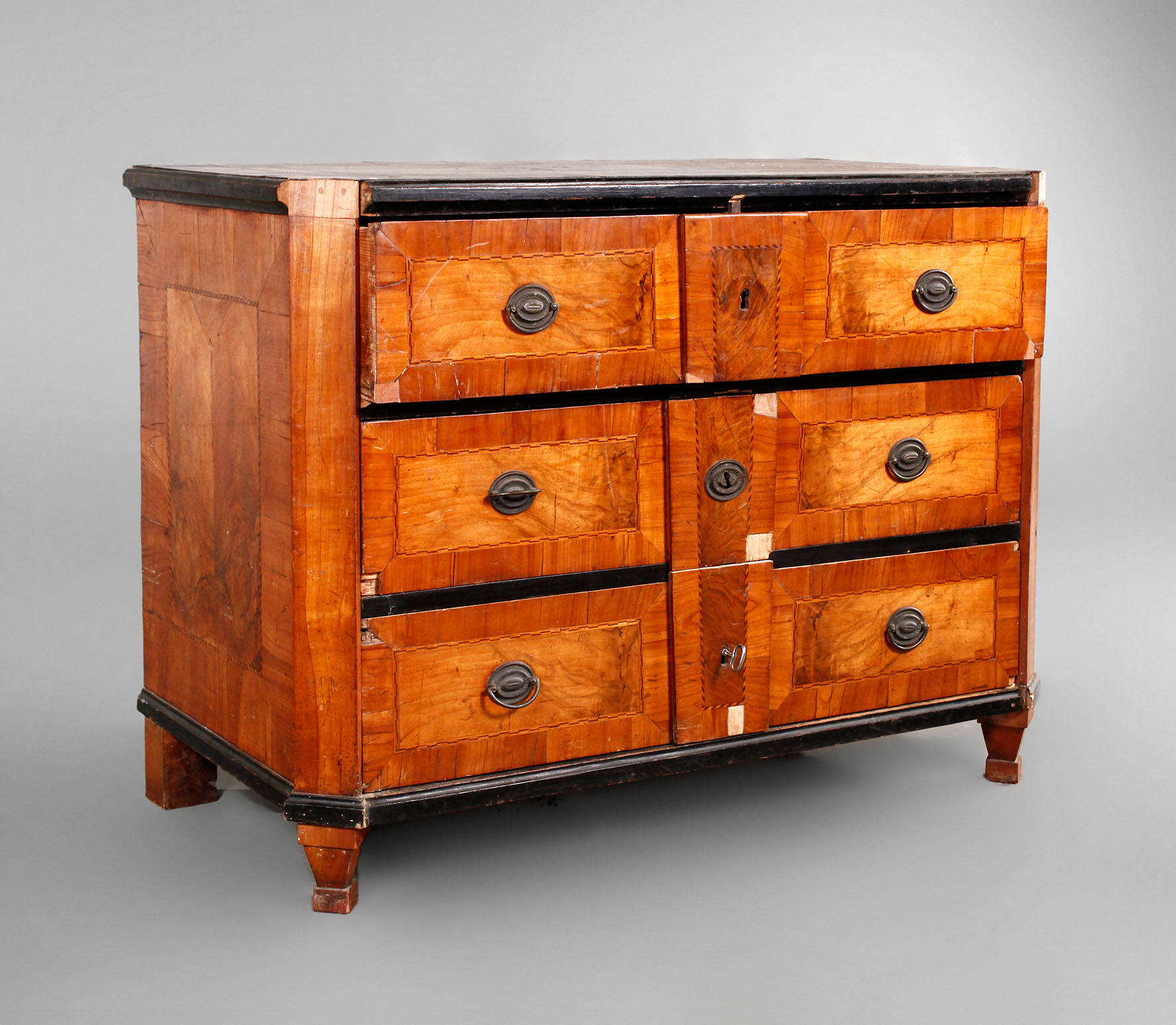 Klassizistische Kommode