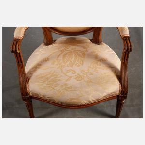 Klassizistischer Schreibtisch und Sessel