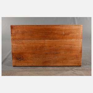 Klassizistischer Schreibtisch und Sessel