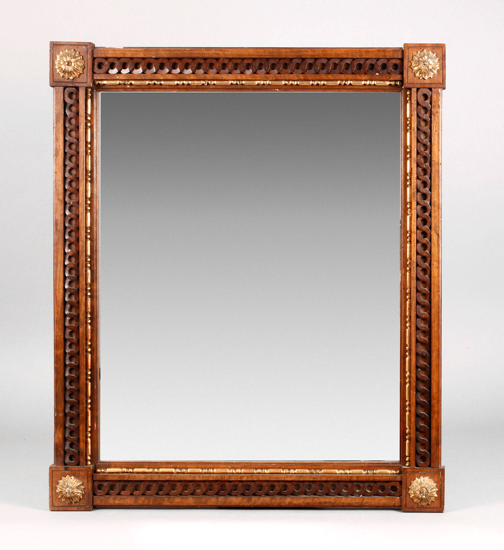 Klassizistischer Wandspiegel