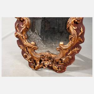 Wandspiegel im Barockstil