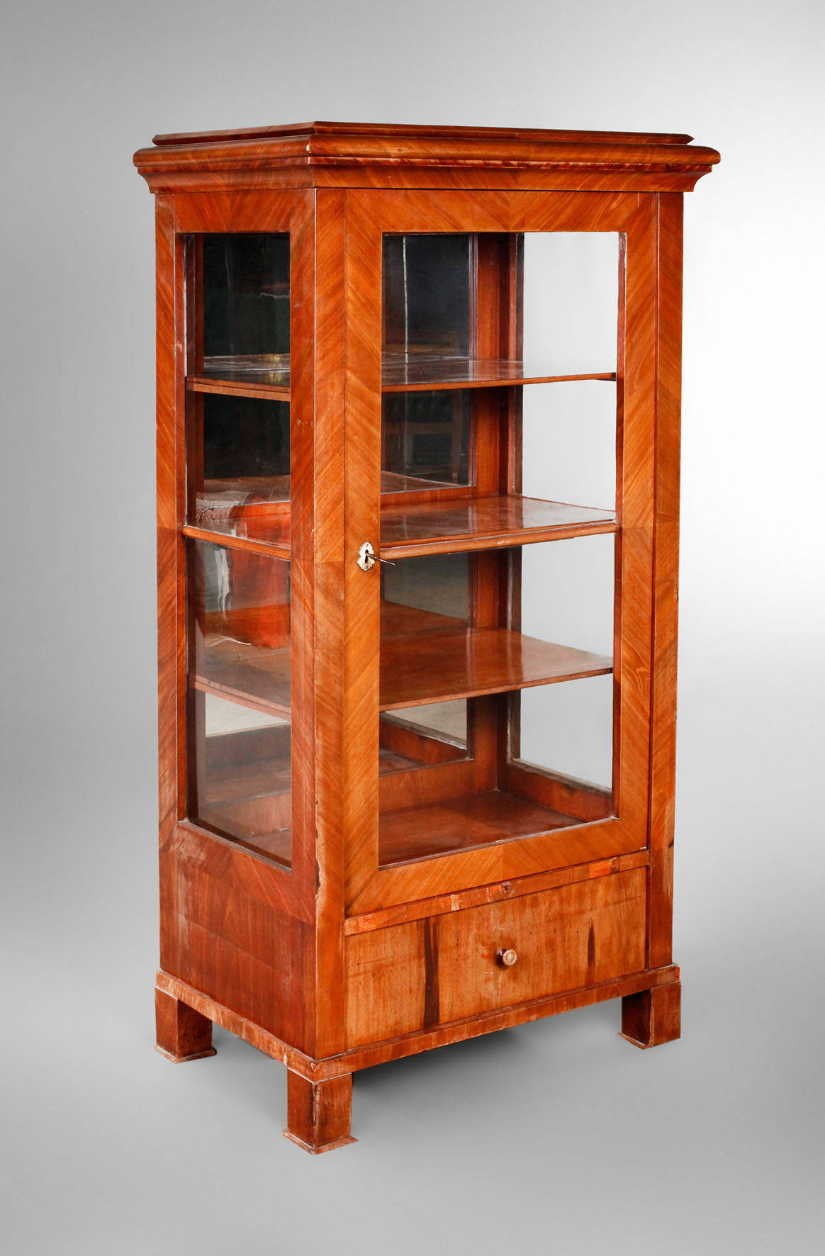 Kleine Biedermeiervitrine