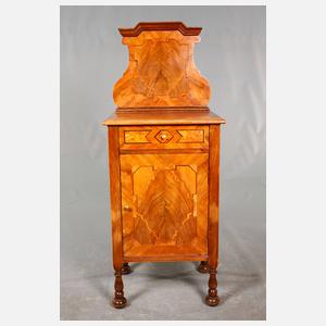 Nachtkasten im Barockstil