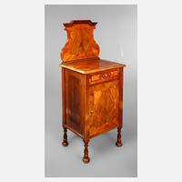 Nachtkasten im Barockstil111