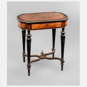 Intarsiertes Tischchen
