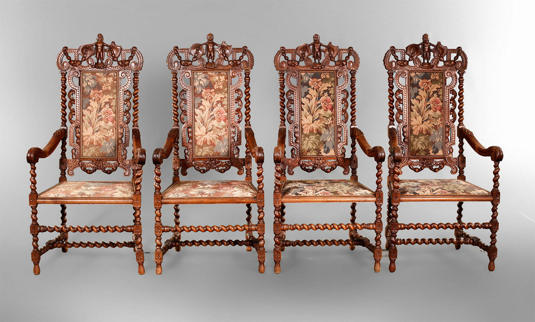 Vier Sessel Neobarock