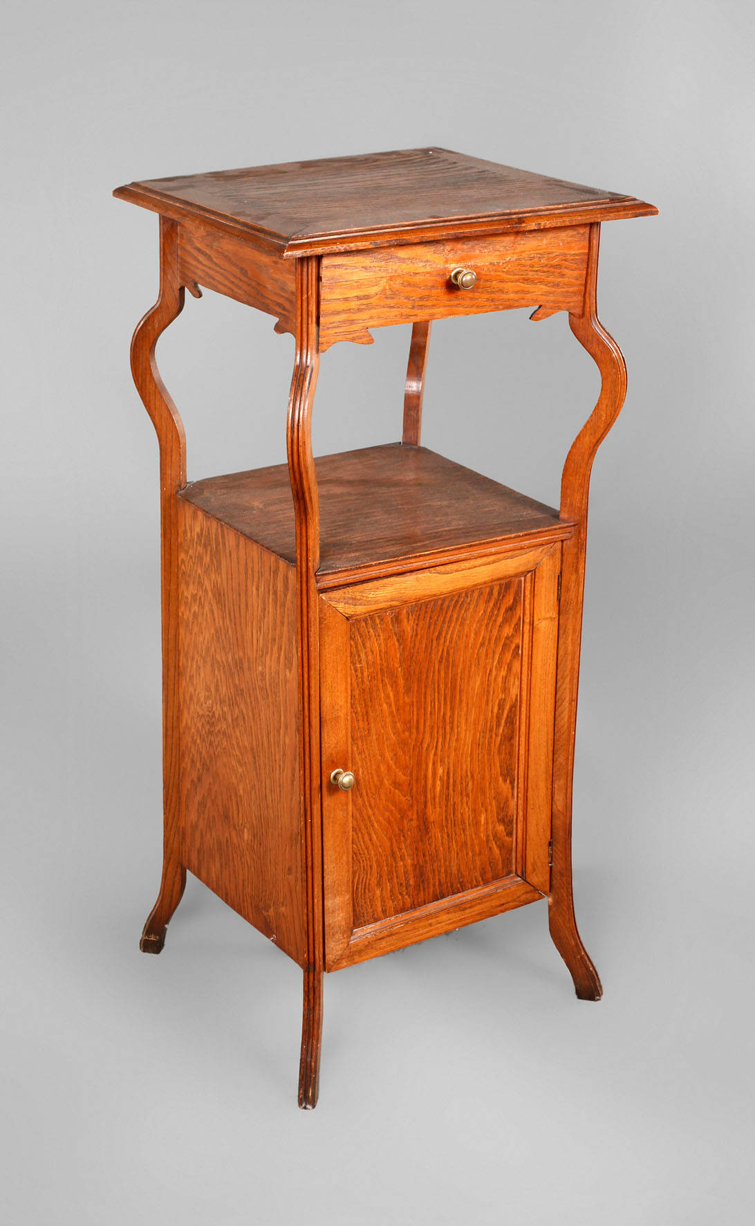 Jugendstil-Säulenschrank