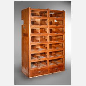 Großer Kontorschrank