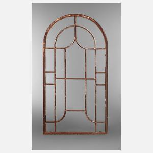 Kleines Rundbogenfenster