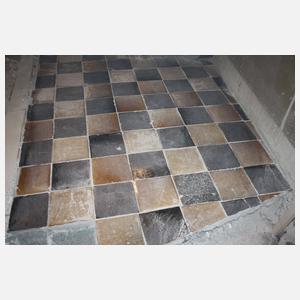 Historischer Kachelboden