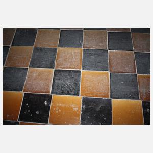 Historischer Kachelboden