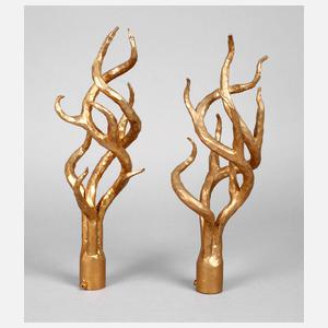 Zwei Abschlüsse für Gardinenstangen