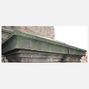 Paar Säulenabschlüsse