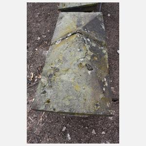 Paar Säulenabschlüsse