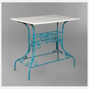 Ausgefallener Gartentisch