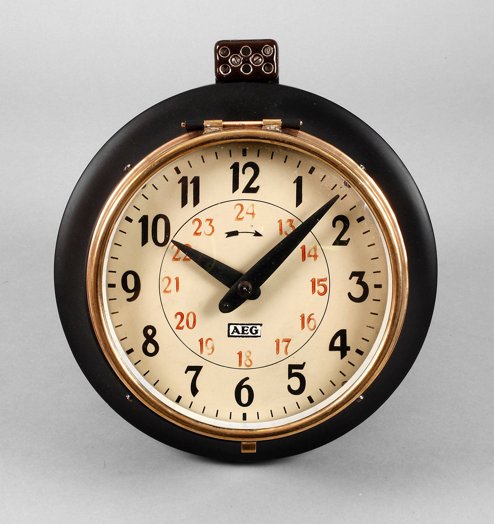 Peter Behrens Wanduhr