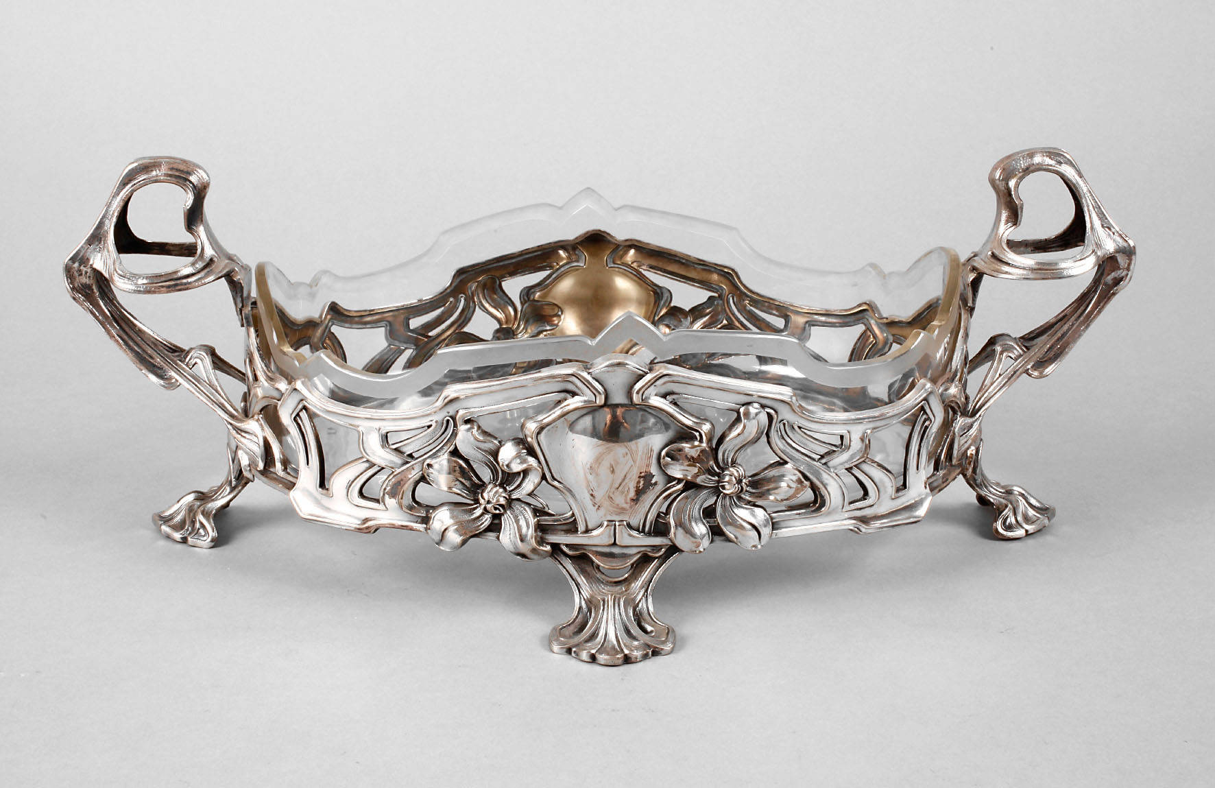 Große Jugendstiljardiniere Silber