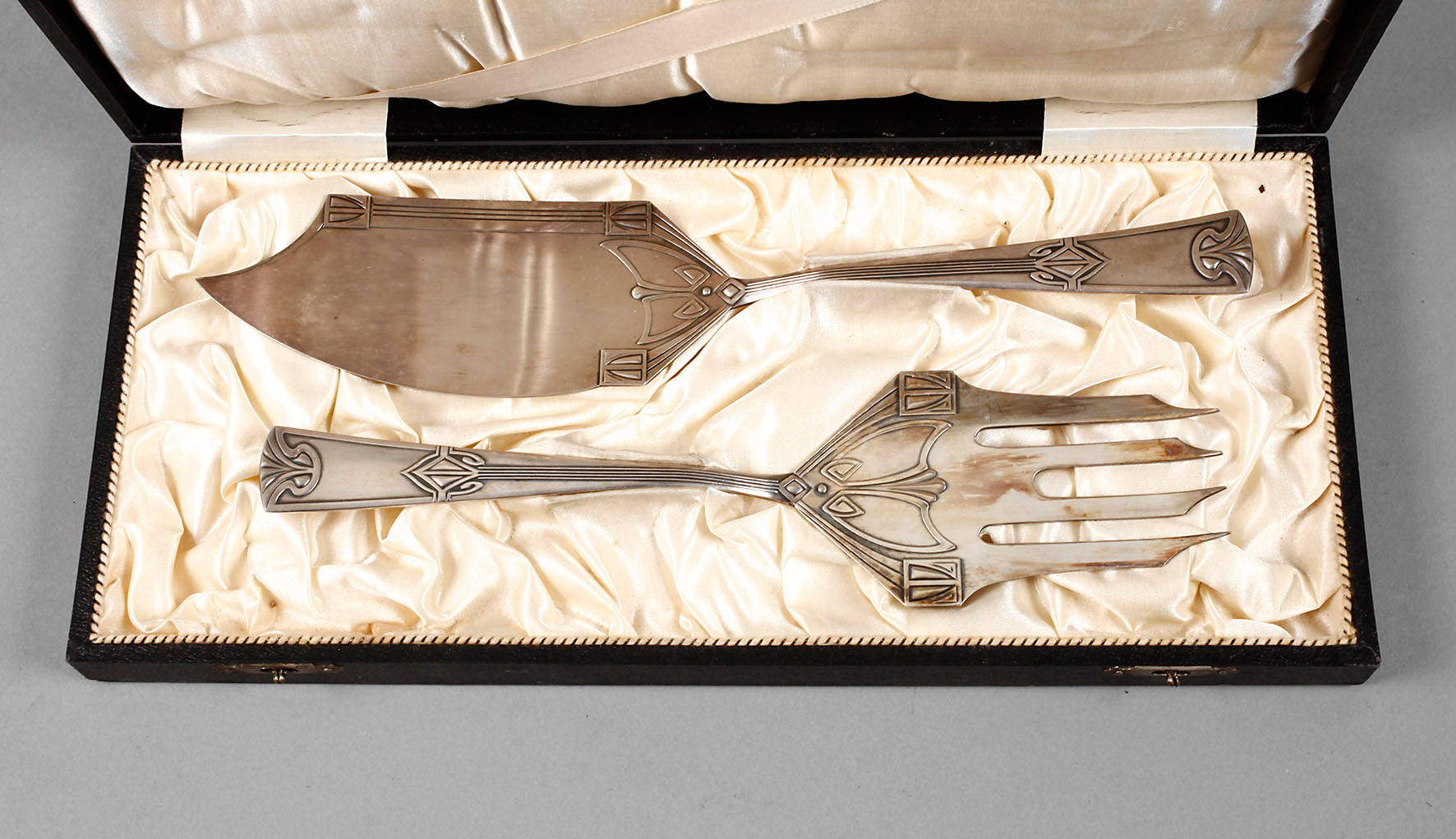 WMF zwei Vorlegeteile