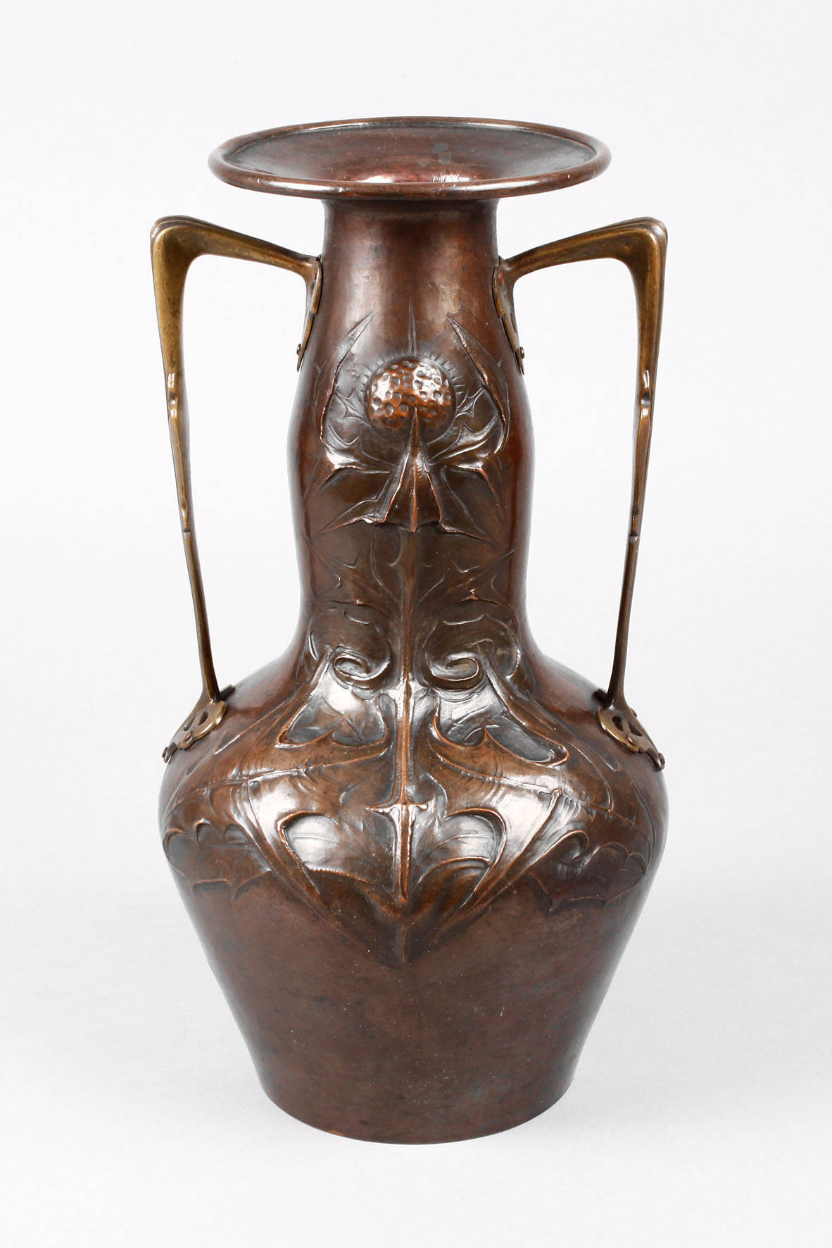 Jugendstilvase Disteldekor