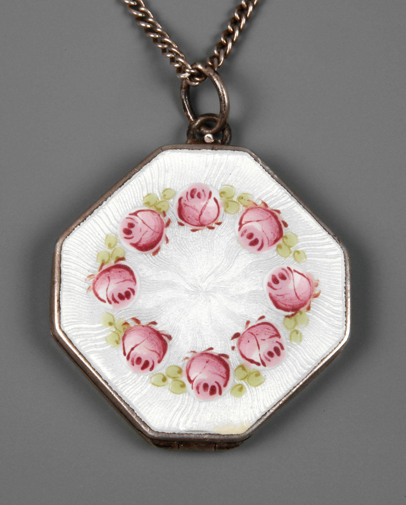 Emailliertes Medaillon Jugendstil