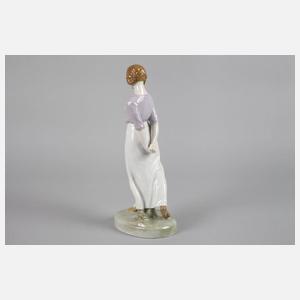 Heubach ”Schreitendes, junges Mädchen”