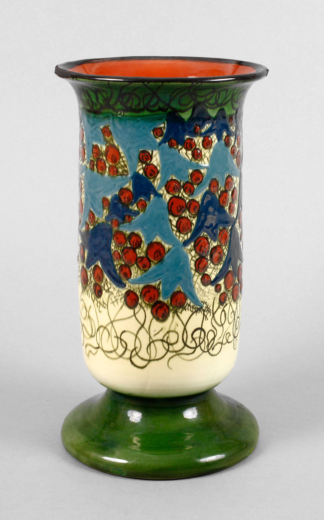 Tonwerke Kandern Vase mit Glockenblumen