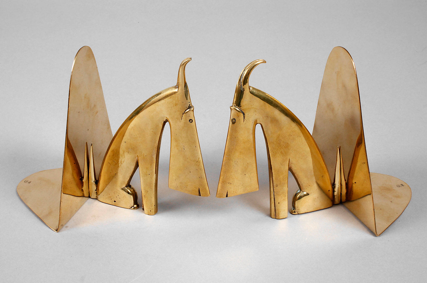 Hagenauer Wien Buchstützen