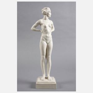 Rosenthal stehender weiblicher Akt