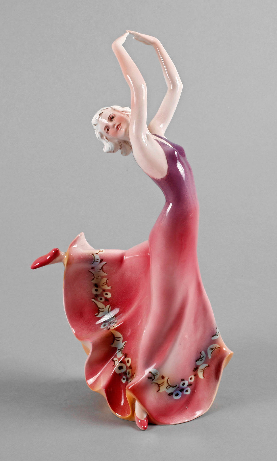 Katzhütte Tänzerin Art déco