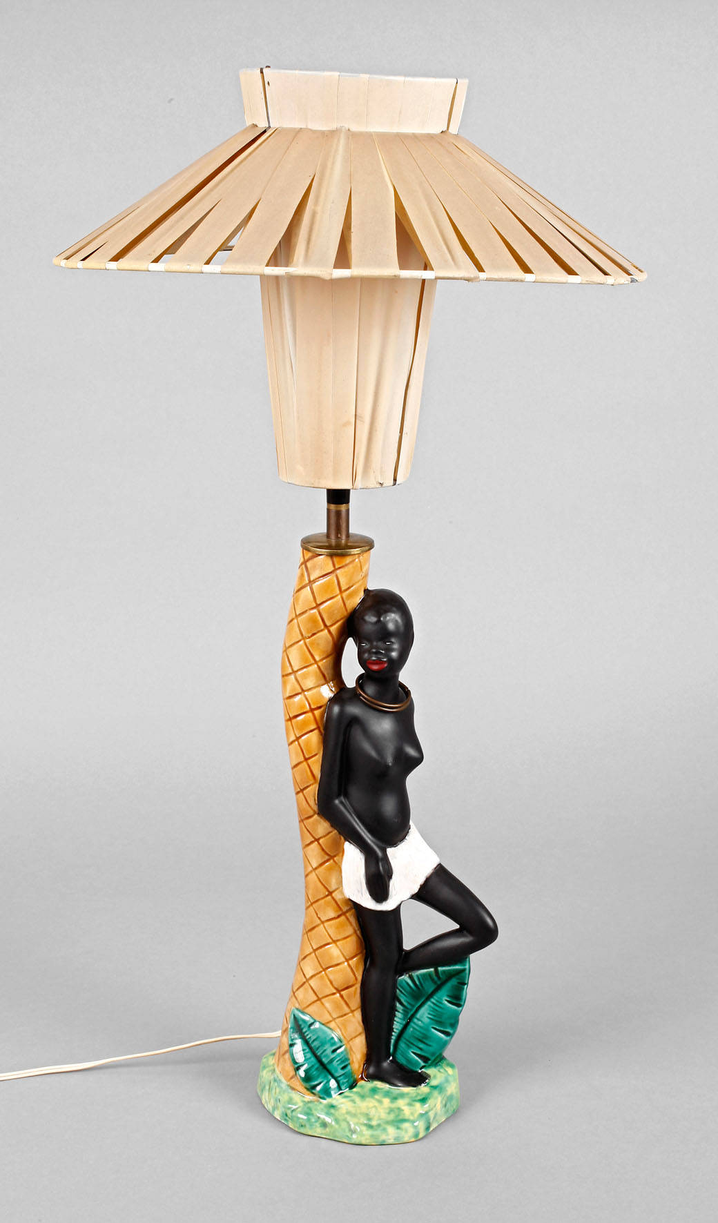 Lampe mit Afrikanerin