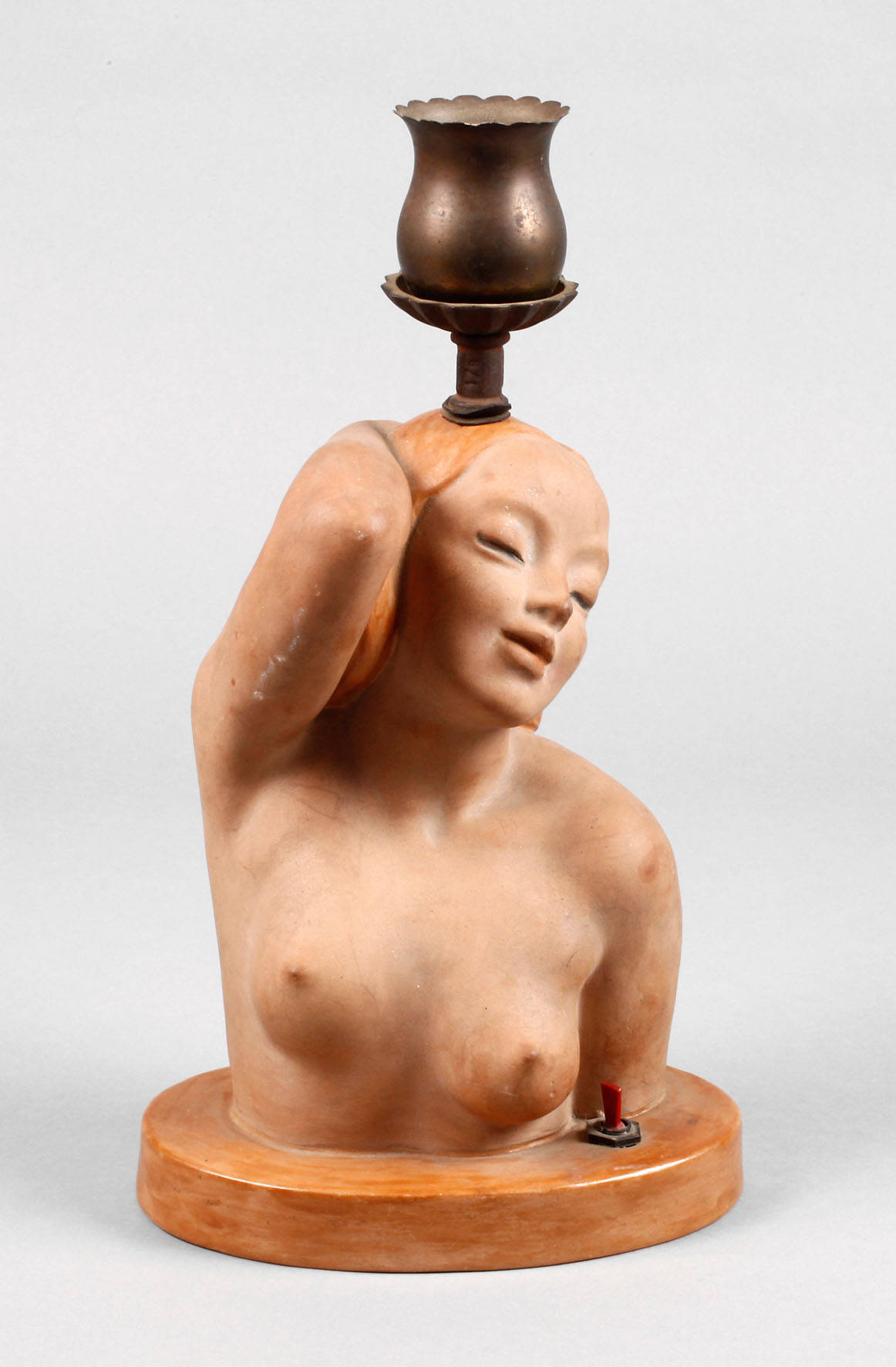 Mädchenakt als Lampe