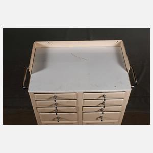 Arztschrank