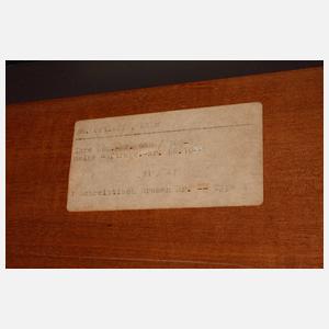 Großer Schreibtisch