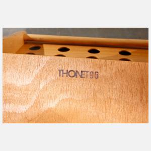 Sechs Stapelstühle Thonet