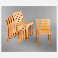 Sechs Stapelstühle Thonet111