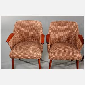 Vier Sessel DDR-Design