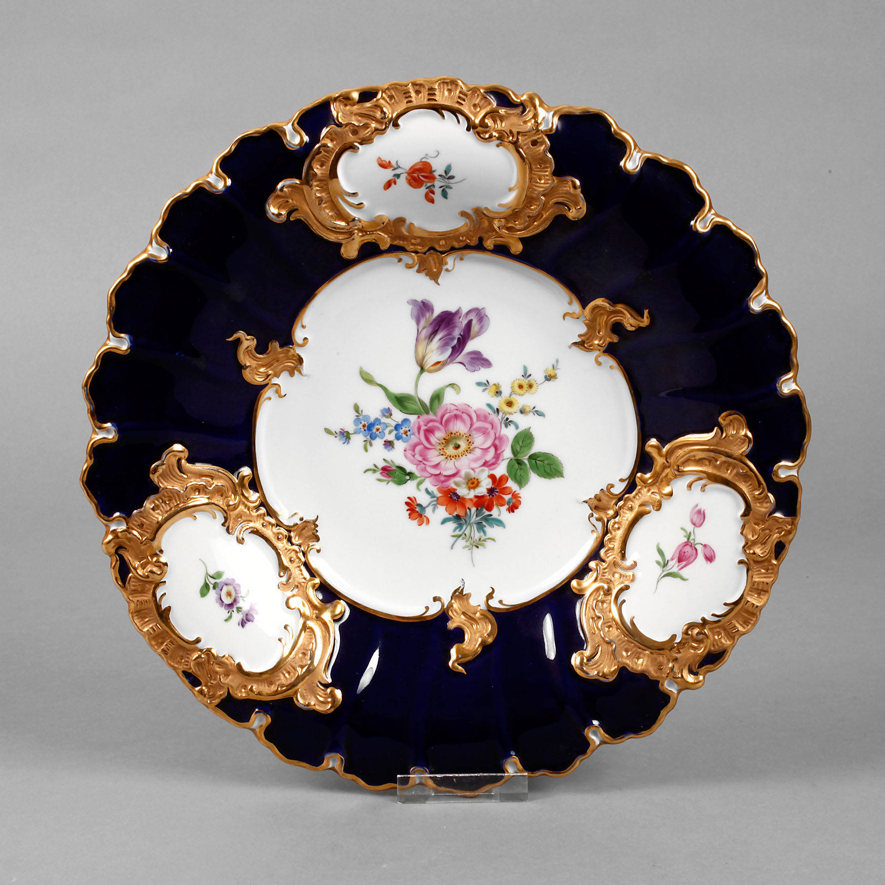 Meissen Prunkschale ”Blütenbukett”