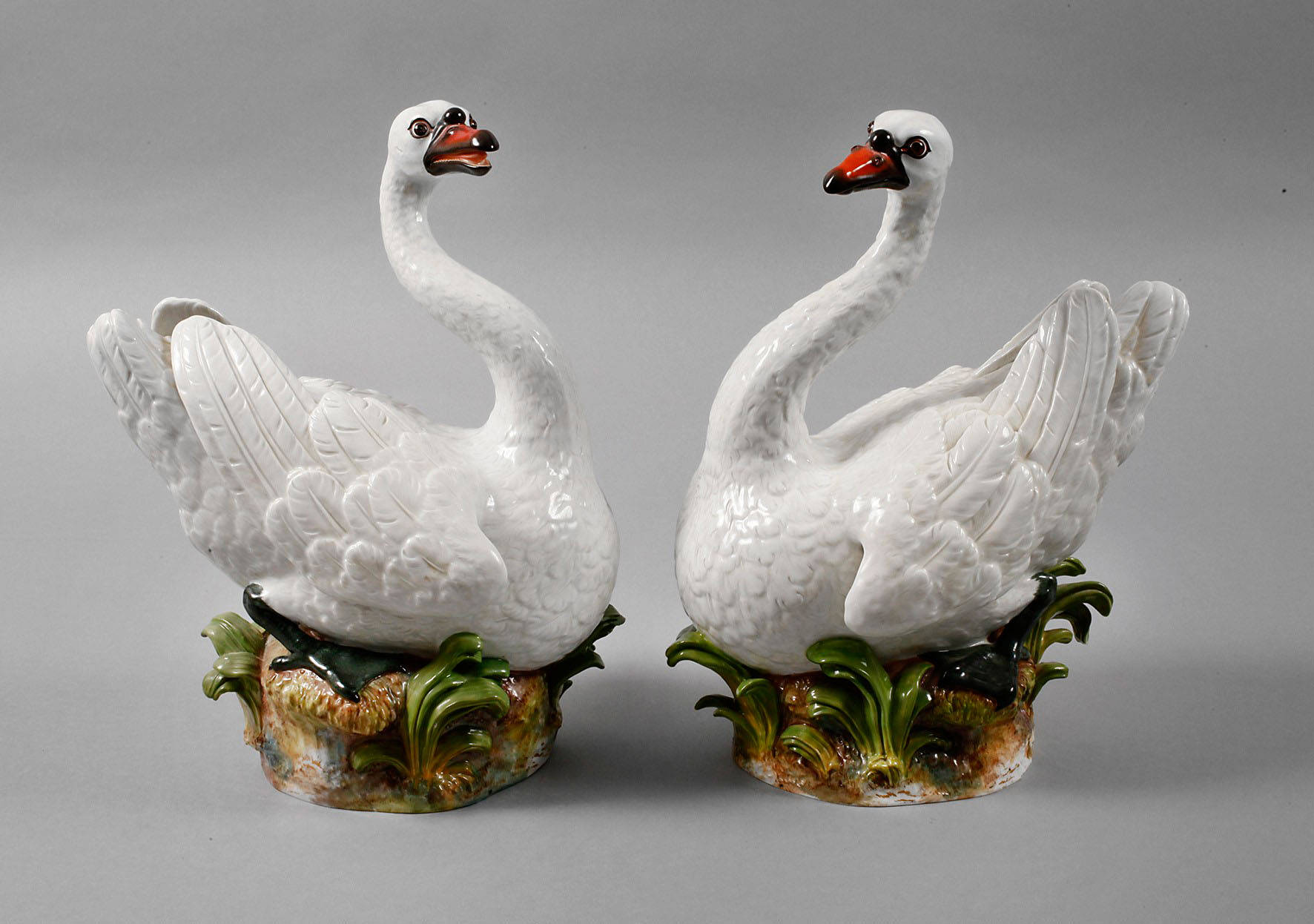 Meissen Paar Höckerschwäne