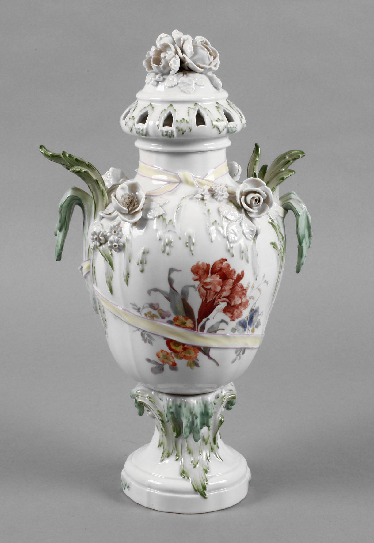 KPM Berlin Potpourri-Deckelvase