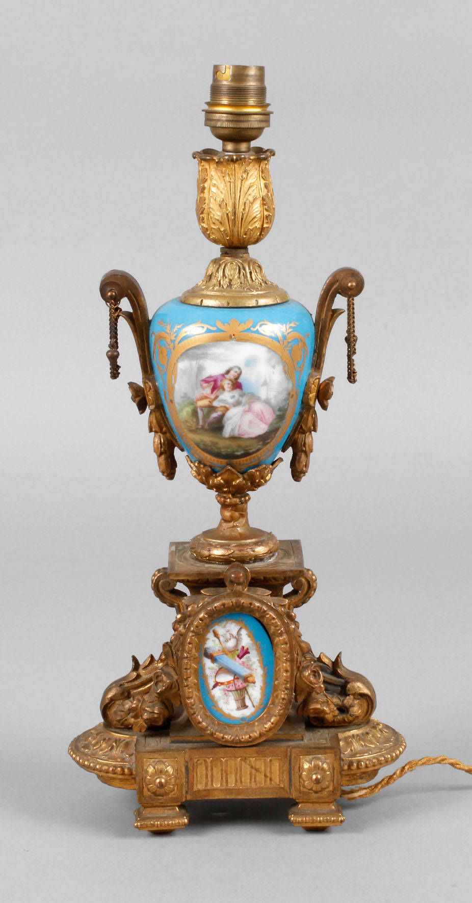 Prunkvase als Lampenfuß