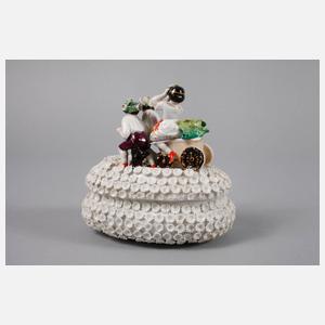 Thüringen Deckeldose Schneeballdekor und Figurenstaffage