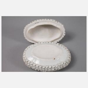 Thüringen Deckeldose Schneeballdekor und Figurenstaffage