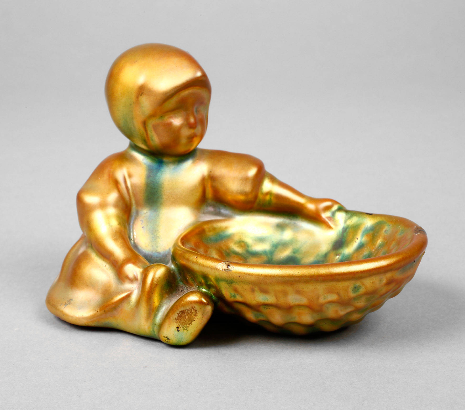 Zsolnay Pecs Schale mit Kind