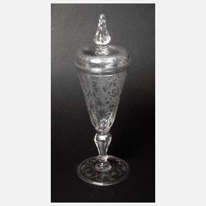 Feiner barocker Deckelpokal