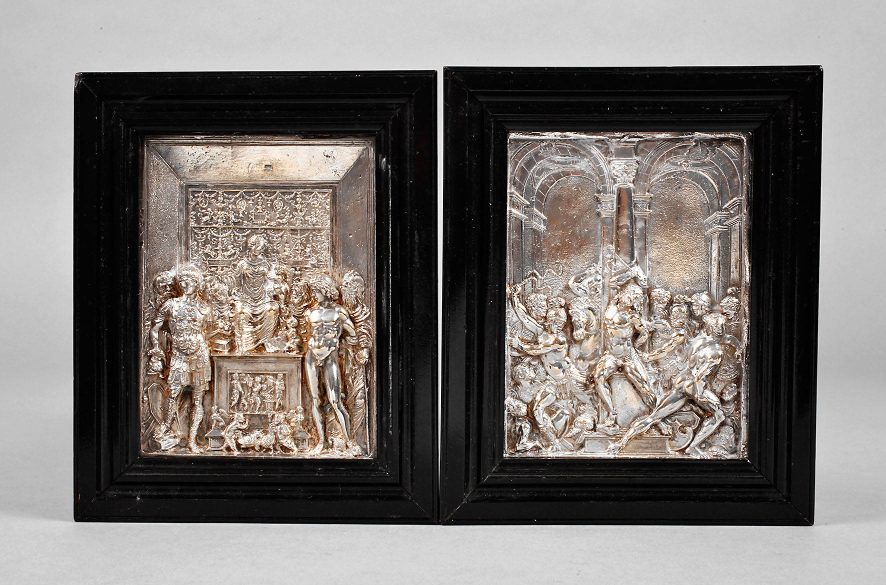 Zwei Reliefbilder Silber