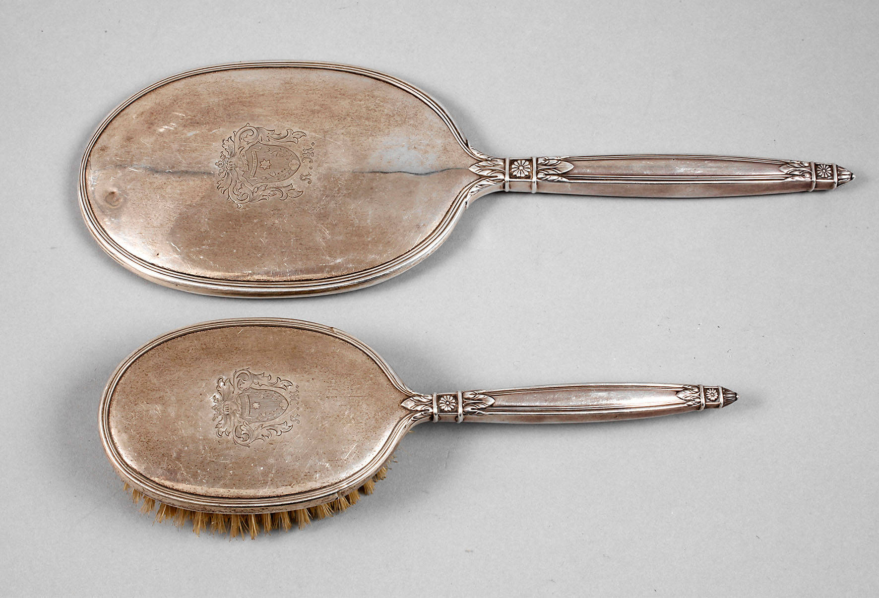 Silber Frisierset aus Adelsbesitz