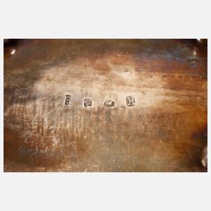 Silberdose mit Trinkerszene