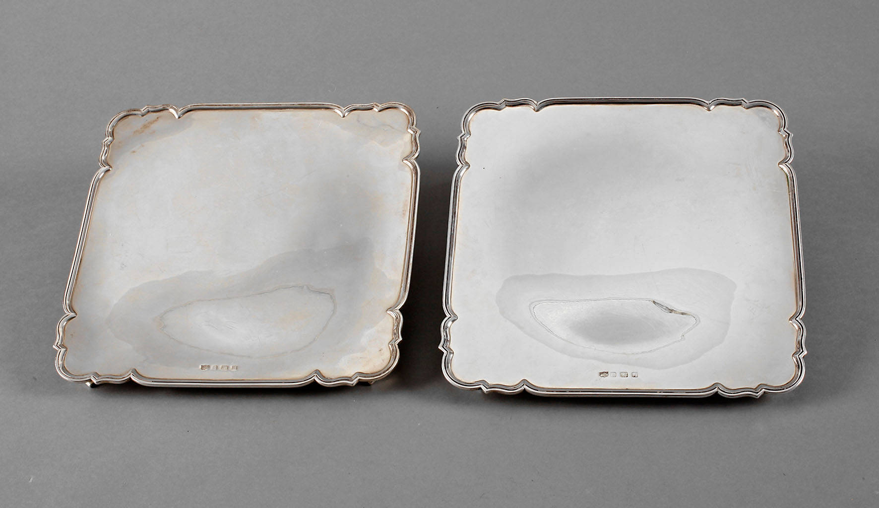 England zwei Silbertabletts